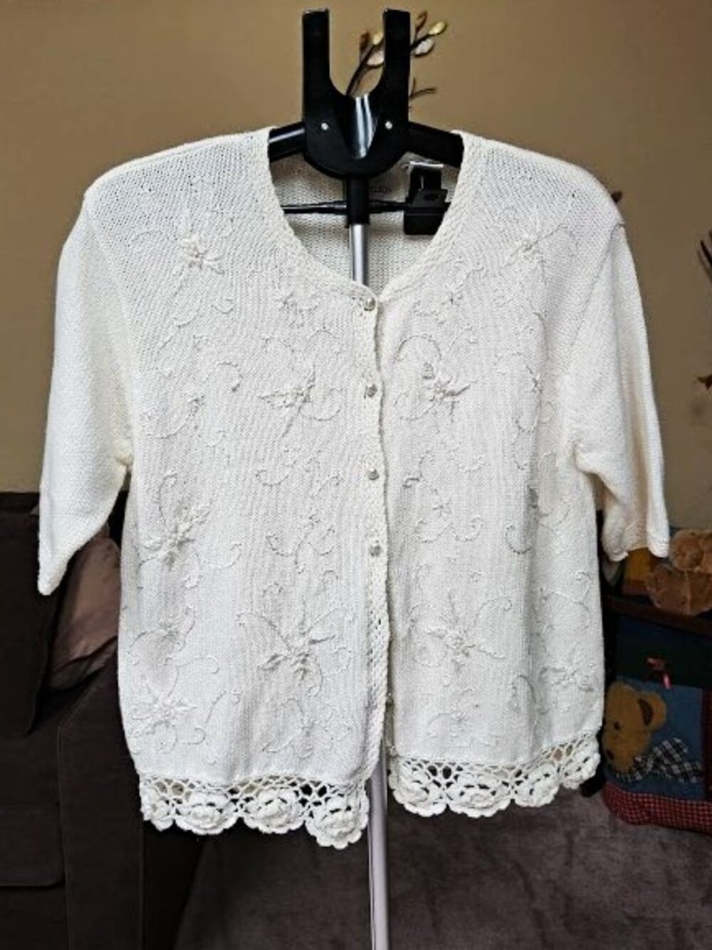 TR Bentley beautifully embellished button up sweater / cardigan size Large